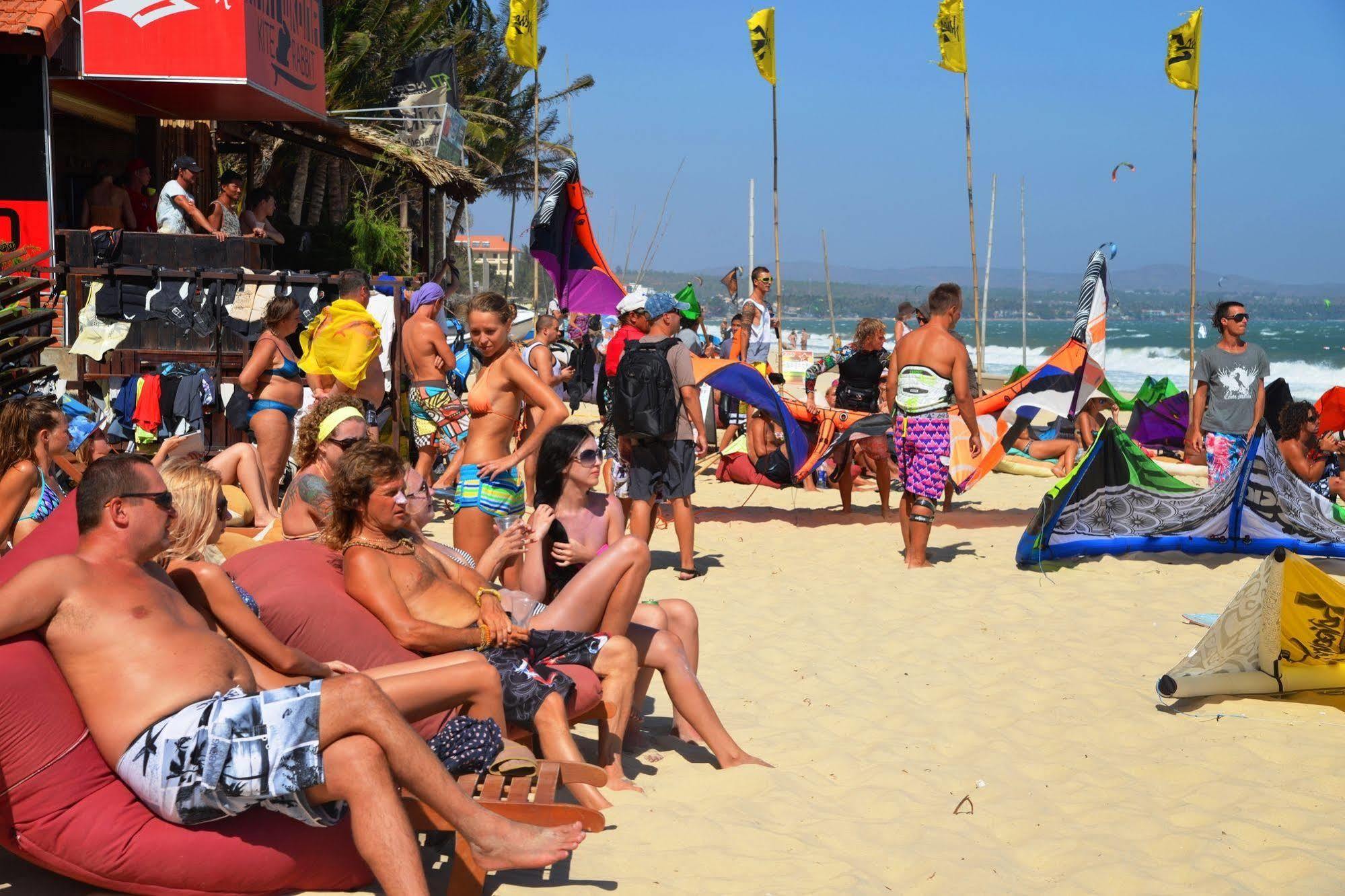 פאן ת'ייט Vinh Suong Seaside Hotel And Resort מראה חיצוני תמונה